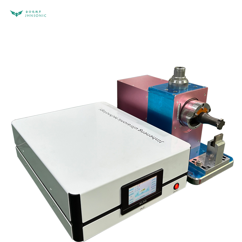 2042-3 dahili silindirli + 0,2 mm nikel + 60 katmanlı bakır folyo ultrasonik metal kaynak makinesi