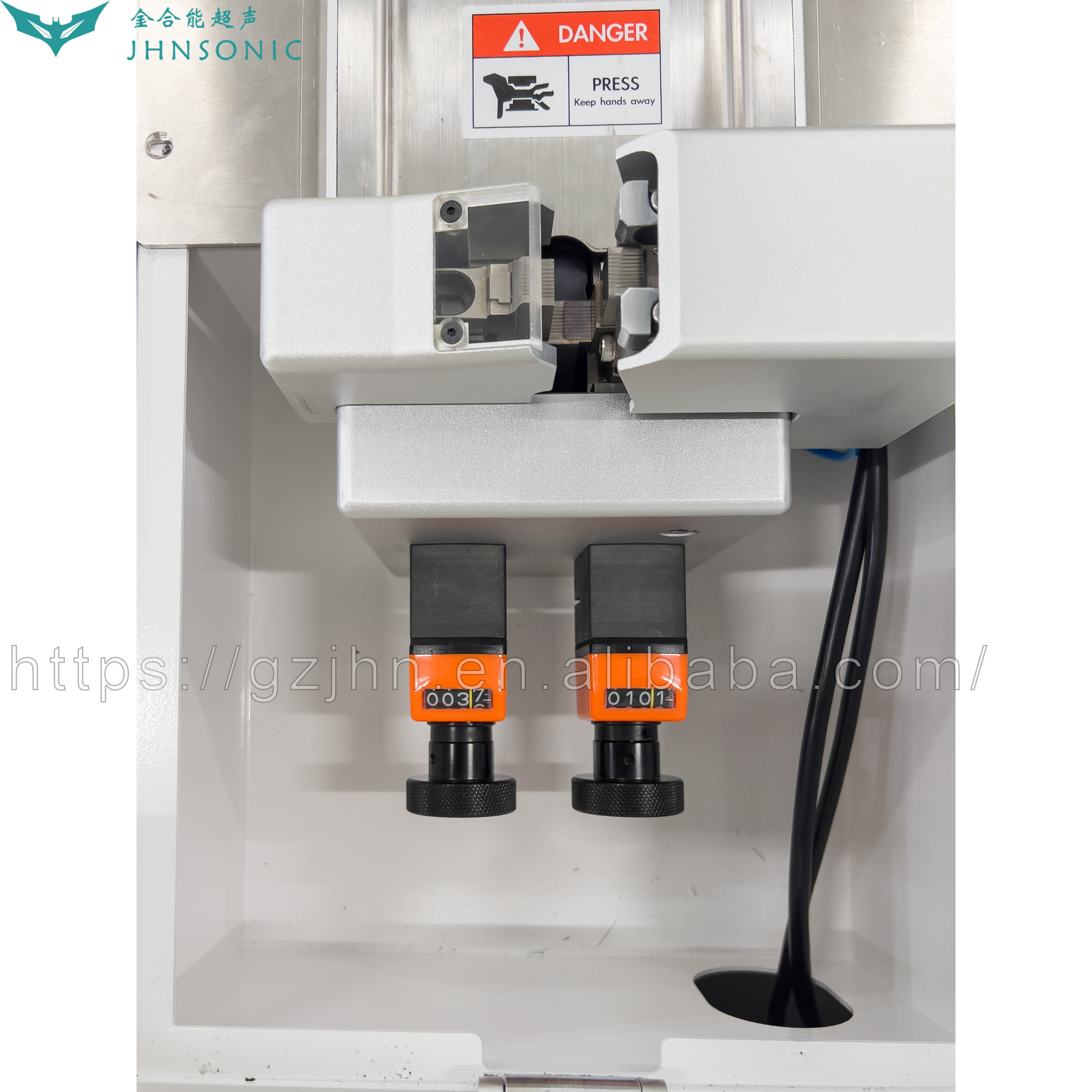 Yeni Tasarım 3000W 4 İnç Dokunmatik Ekranlı Ultrasonik Kaynak Makinesi Yüksek Kaynak Mukavemeti Yeni Kablo Demeti